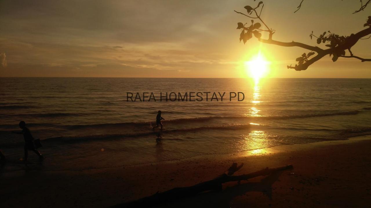 Rafa Homestay Pd بورت ديكسون المظهر الخارجي الصورة